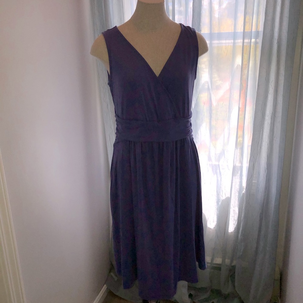 Pretty purple maternity dress 👗